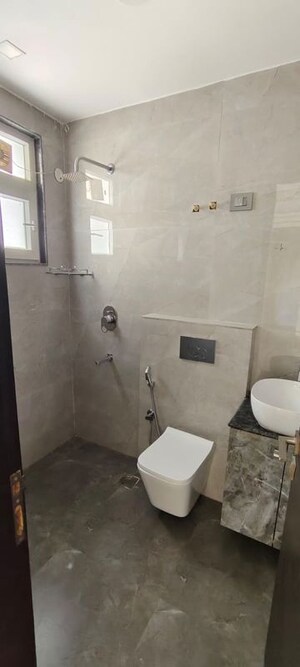 Bathroom in 3.5 BHK Apartment at Unitech The Residences Sector 33, Sector 33 – for Rent