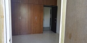 Room in 3 BHK Apartment at Vastrapur – for Rent