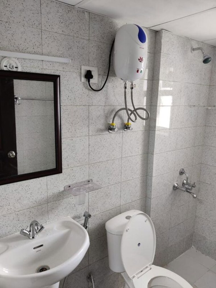 Bathroom, logix-blossom-zest 1 RK 494 Sq.Ft. Apartment In Sector 143 Noida 10366097