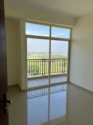 Room in 4 BHK Apartment at Excella Kutumb, Sultanpur Road – for Rent
