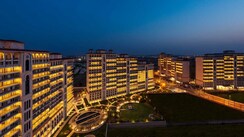 3 BHK + Pooja Room Apartment For Sale in DLF The Skycourt