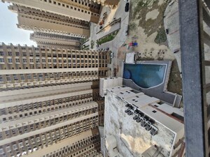 3.5 BHK Apartment – Exterior View View at Amrapali Hanging Gardens, Sector 107 - for Sale