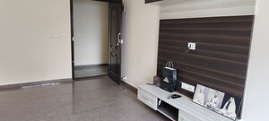 Room in 3 BHK Apartment at Halasuru – for Rent