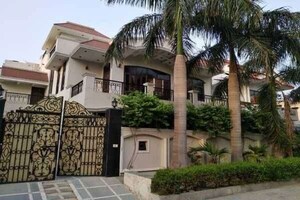 2 BHK Independent House For Rent in Sector 22
