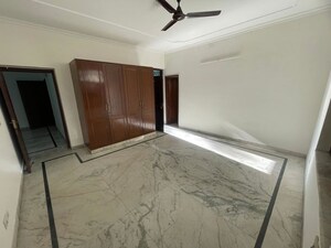Room in 2 BHK Independent House at Sector 22 – for Rent