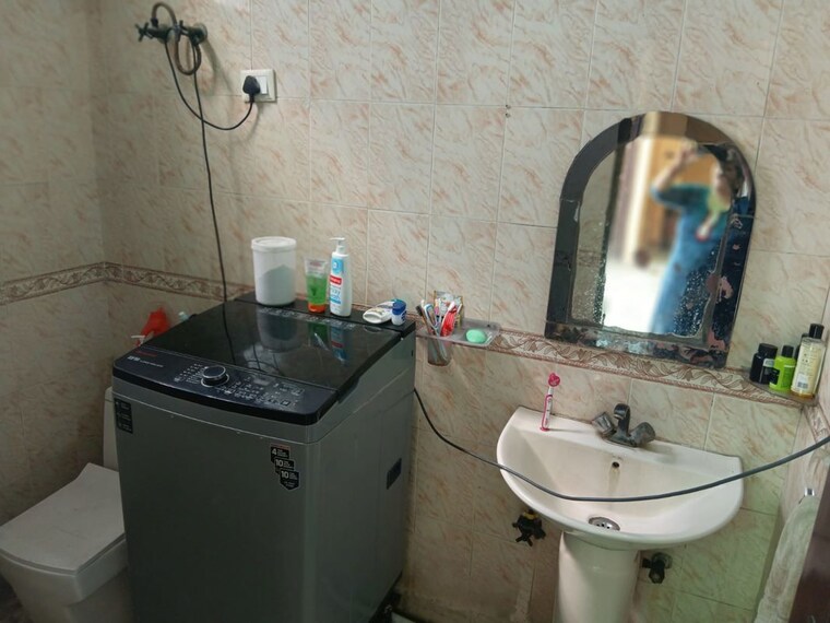Team Area, rwa-apartments-sector-47 1 Bedroom 112 Sq.Mt. Builder Floor In Sector 47 Noida 10366190
