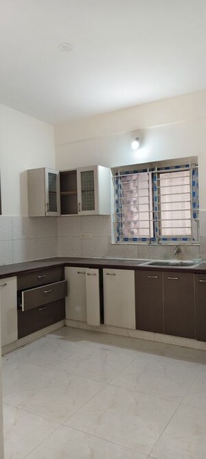 Kitchen in 3 BHK Apartment at Halasuru – for Rent