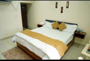 Bedroom in  Pg at Sahastradhara – for Rent