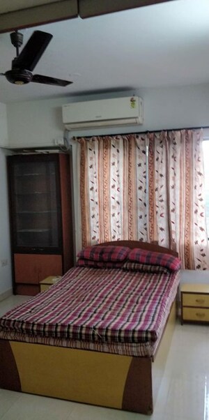 Bedroom in 2 BHK Apartment at Wireless Colony – for Rent