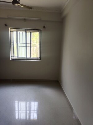Room in 2 BHK Apartment at Adithya Nilaya, Kadubeesanahalli – for Rent
