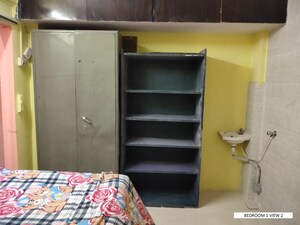 Bedroom in 2 BHK Apartment at Vile Parle West – for Rent