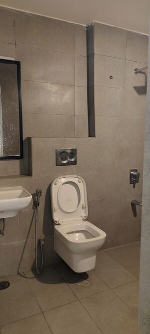 Bathroom in 2 BHK Apartment at Halasuru – for Rent