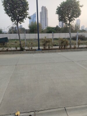   Plot at Unitech Uniworld Resorts-The Residences, Sector 33 – for Sale