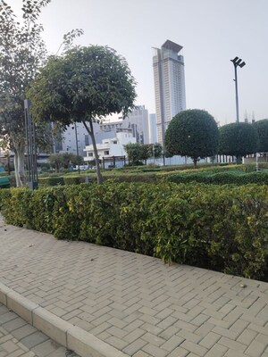  Plot – Garden View at Unitech Uniworld Resorts-The Residences, Sector 33 - for Sale