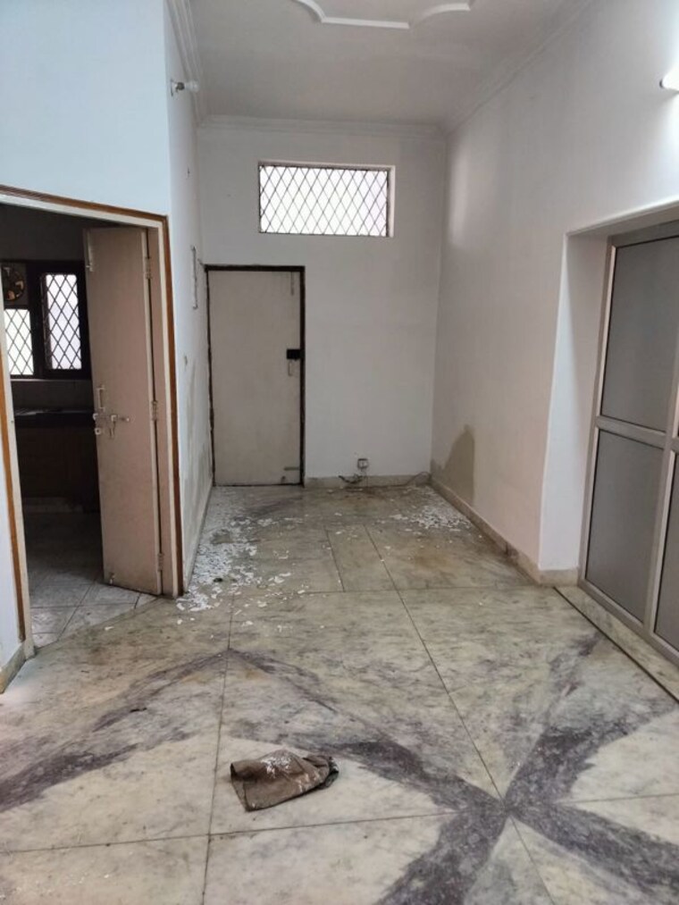 Room, vipul khand 2 Bedroom 1500 Sq.Ft. Independent House In Vipul Khand Lucknow 10366364
