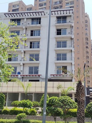3 BHK Penthouse – Exterior View View at Sikka Kaamna Greens, Sector 143a Noida - for Sale