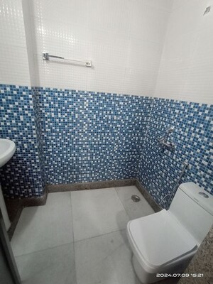 Kitchen in 2.5 BHK Builder Floor at Vasant Kunj – for Rent