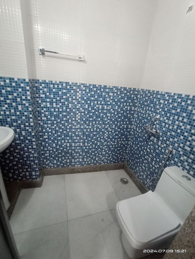 Kitchen, vasant kunj 2.5 Bedroom 1000 Sq.Ft. Builder Floor In Vasant Kunj Delhi 10366374