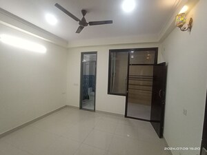 Room in 2.5 BHK Builder Floor at Vasant Kunj – for Rent