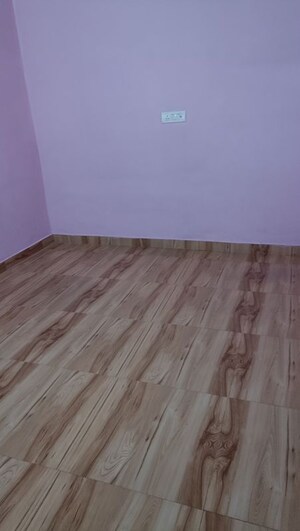 Room in 1 BHK Independent House at Sector 36 – for Rent