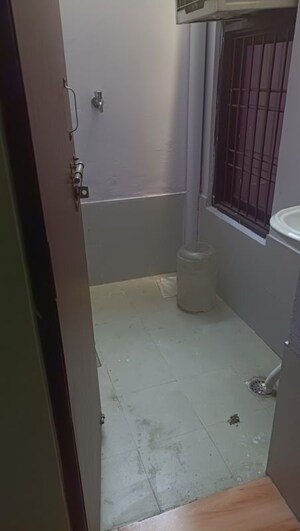 Bathroom in 1 BHK Independent House at Sector 36 – for Rent