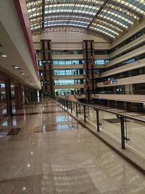  Shop – Exterior View View at Dlf Phase I - for Rent
