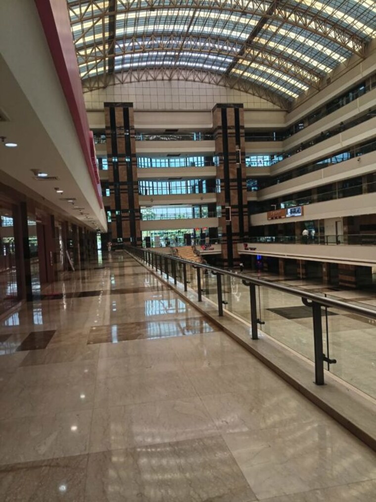 Exterior View, dlf phase i Commercial Shop 1200 Sq.Ft. In Dlf Phase I Gurgaon 10366424