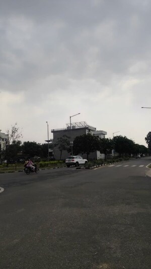  Plot – Exterior View View at DLF Hyde Park, South Mullanpur - for Sale