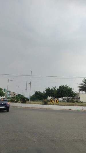  Plot – Exterior View View at DLF Hyde Park, South Mullanpur - for Sale