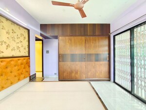 Bedroom in 3.5 BHK Apartment at Shambhu Vihar Society – for Sale