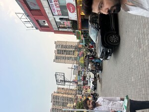  Showroom – Exterior View View at Preet Colony - for Rent