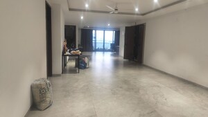 Room in 3 BHK Apartment at Jubilee Hills – for Rent