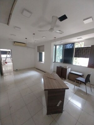  Office Space For Rent in Satyendra Bhuvan Apartment, Jogeshwari East