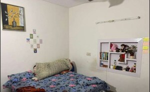 Bedroom in 2 BHK Builder Floor at Sector 38 – for Rent