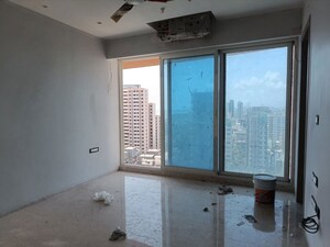 Room in 3 BHK Apartment at Joy Legend, Khar West – for Rent
