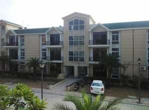 3 BHK Builder Floor – Exterior View View at Omaxe Silver Birch, North Mullanpur - for Sale