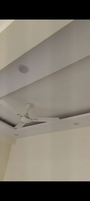 Furnished Amenities in 2 BHK Independent House at Xu 1 Greater Noida – for Rent
