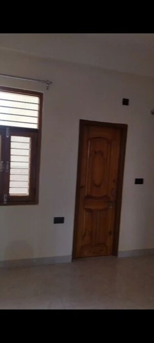 Furnished Amenities in 2 BHK Independent House at Xu 1 Greater Noida – for Rent