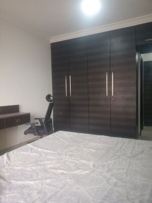 Room in 2 BHK Apartment at Gundecha Hills, Chandivali – for Rent