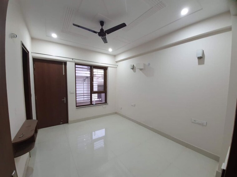 Room, pioneer-park-phase-1 3.5 Bedroom 2260 Sq.Ft. Apartment In Sector 61 Gurgaon 10366622