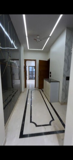 2 BHK + Pooja Room Builder Floor For Rent in Lajpat Nagar I