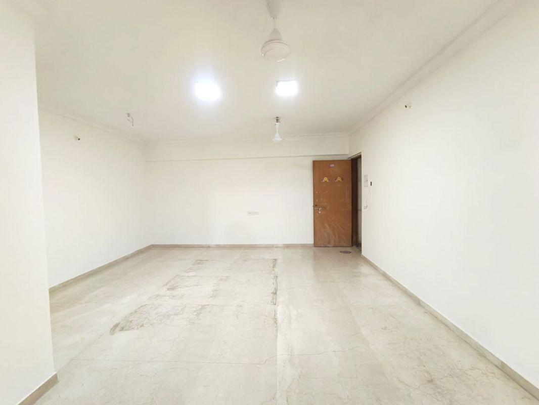 2 BHK Apartment For Rent in MM Spectra