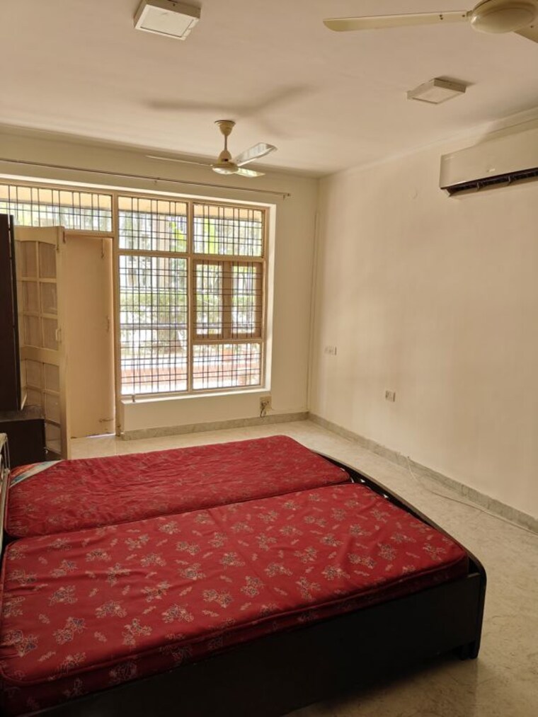 Bedroom, tarika-cghs 4 Bedroom 2300 Sq.Ft. Apartment In Sector 43 Gurgaon 10366683