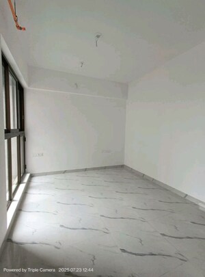 Room in 2 BHK Apartment at Raymond Ten X Habitat, Pokhran Road No Two – for Rent