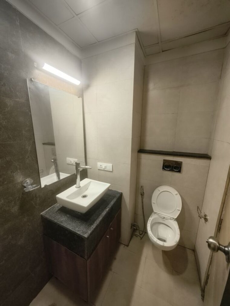 Bathroom, gaur-city-center Studio 600 Sq.Ft. Apartment In Sector 4 Greater Noida Greater Noida 10366687