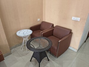 Team Area in Studio Apartment at Gaur City Center, Sector 4 Greater Noida – for Rent