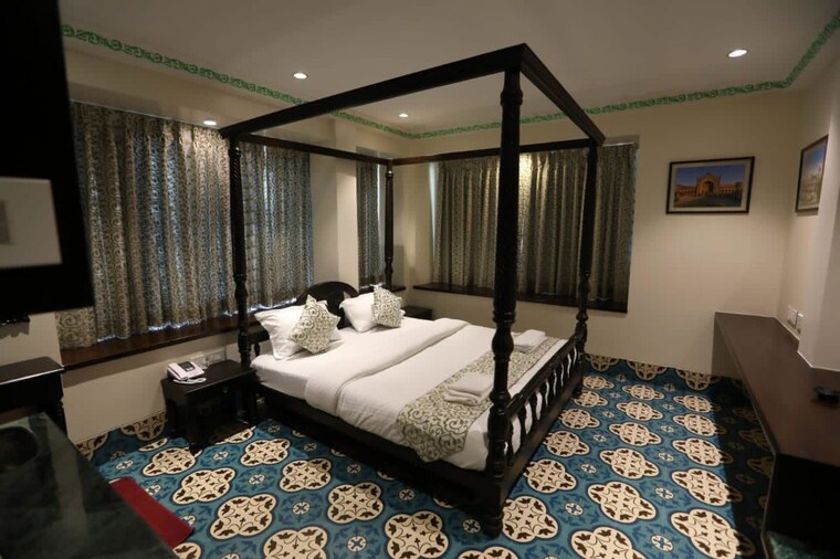 Bedroom, om-nagar-chs Commercial Shop 1250 Sq.Ft. In Andheri East Mumbai 10366709