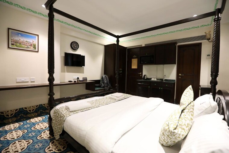 Bedroom, om-nagar-chs Commercial Shop 1250 Sq.Ft. In Andheri East Mumbai 10366709