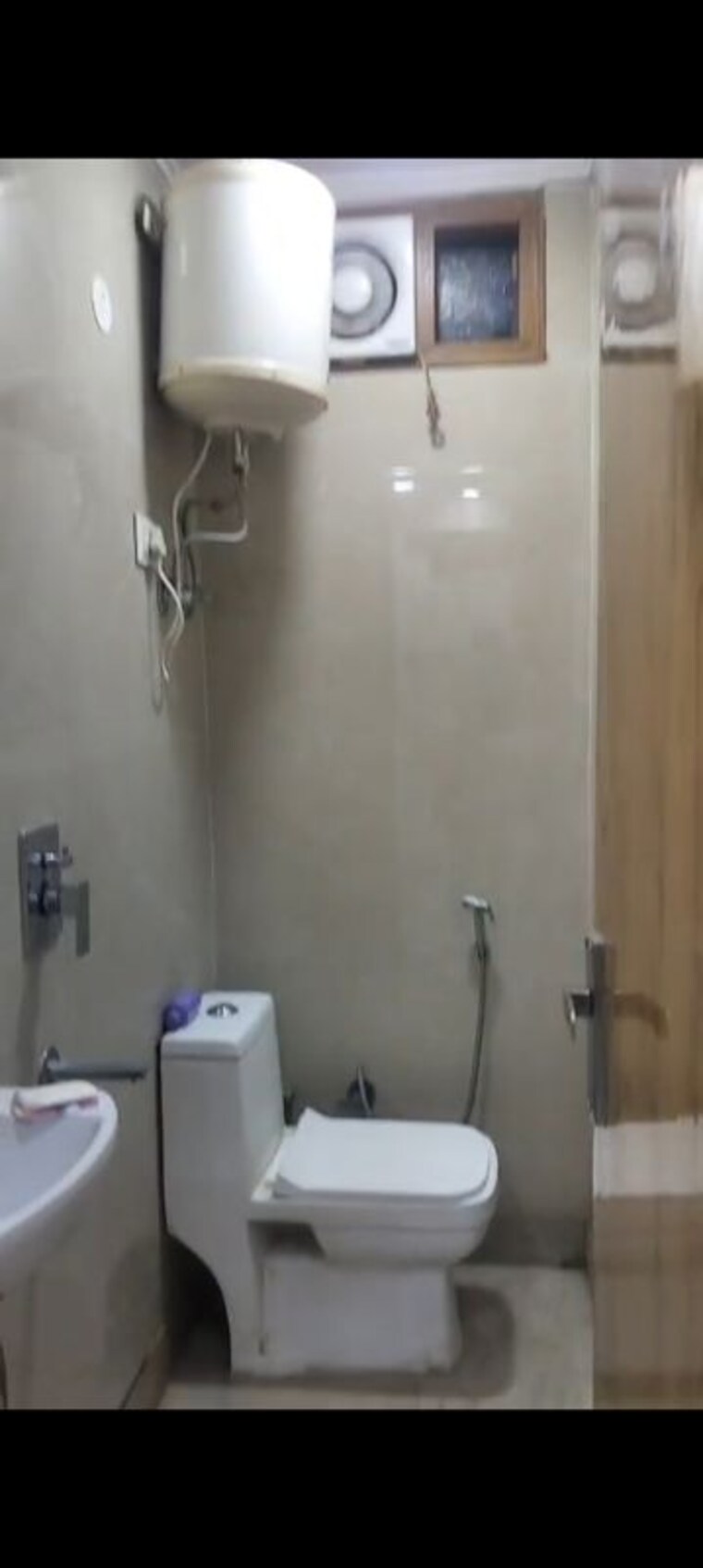 Bathroom, govindpuri 2 Bedroom 500 Sq.Ft. Builder Floor In Govindpuri Delhi 10366714