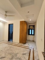 3 BHK 217 Sq.Yd. Builder Floor in Defence Colony